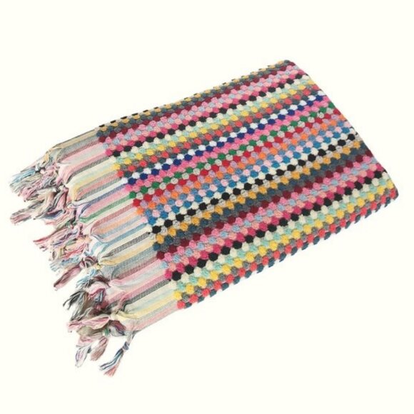 pom pom bath towel